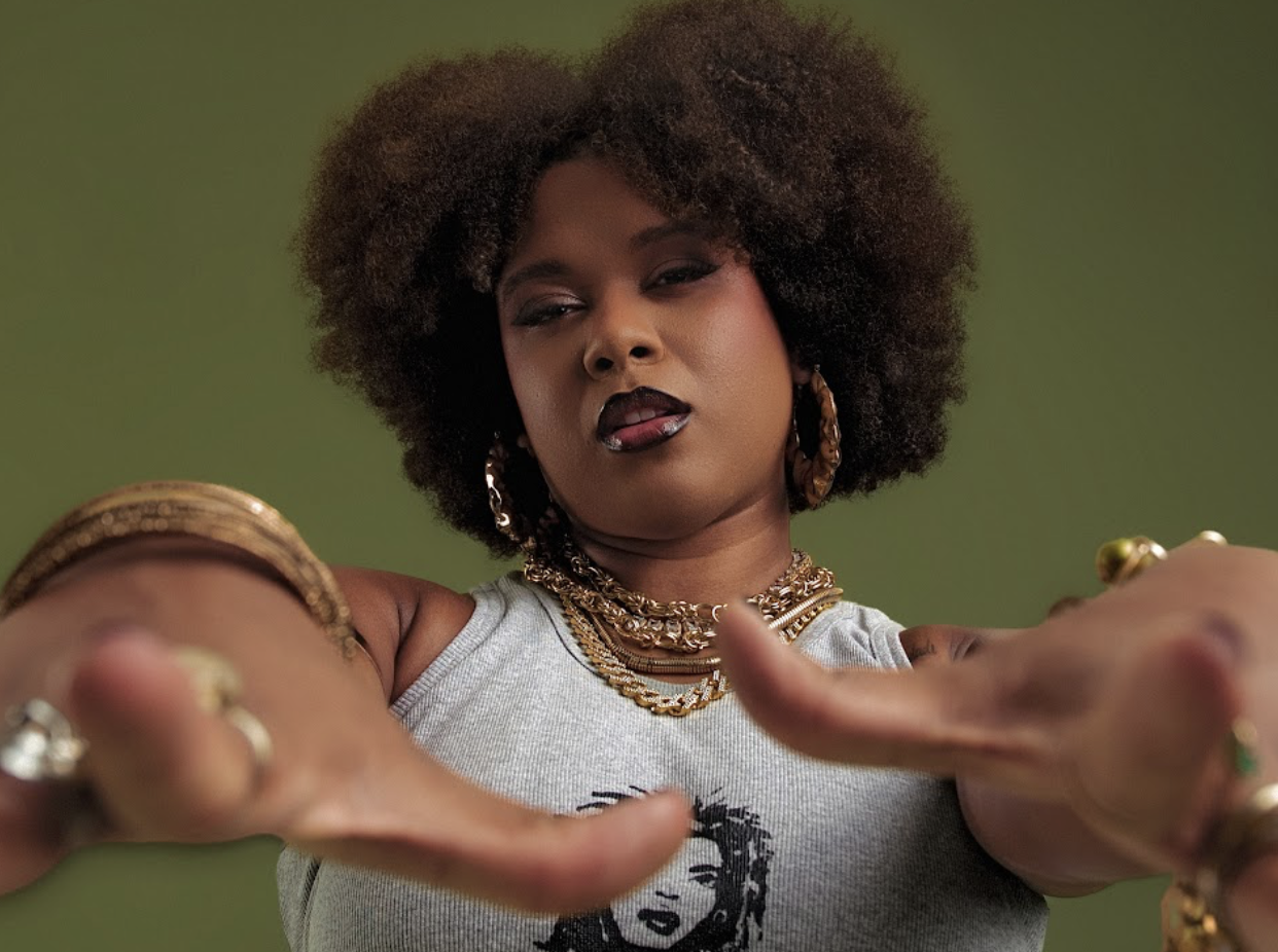 MC Luanna lança “IRREFREÁVEL” e apresenta nova fase criativa da rapper