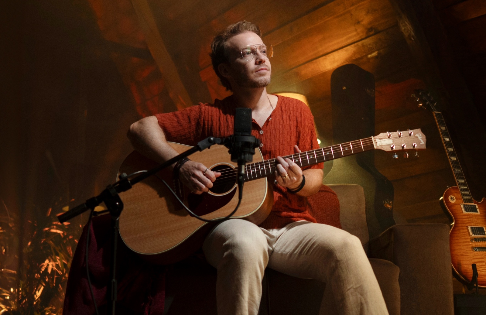 “Tempo Perdido”: Balara transforma hino da Legião Urbana em releitura acústica intimista
