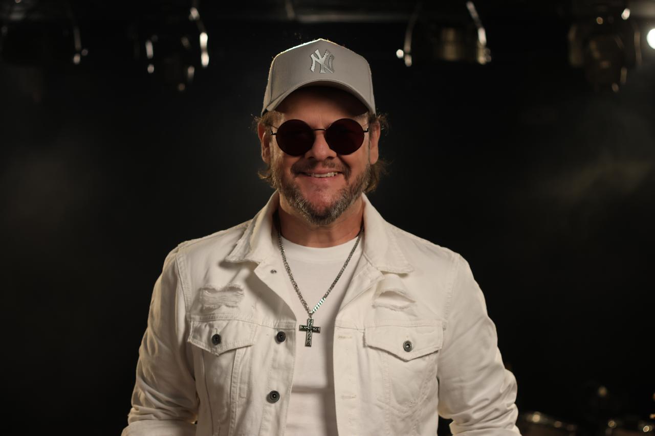 Anthony Carrera apresenta ao mundo “Feito Cana”, seu novo single autoral