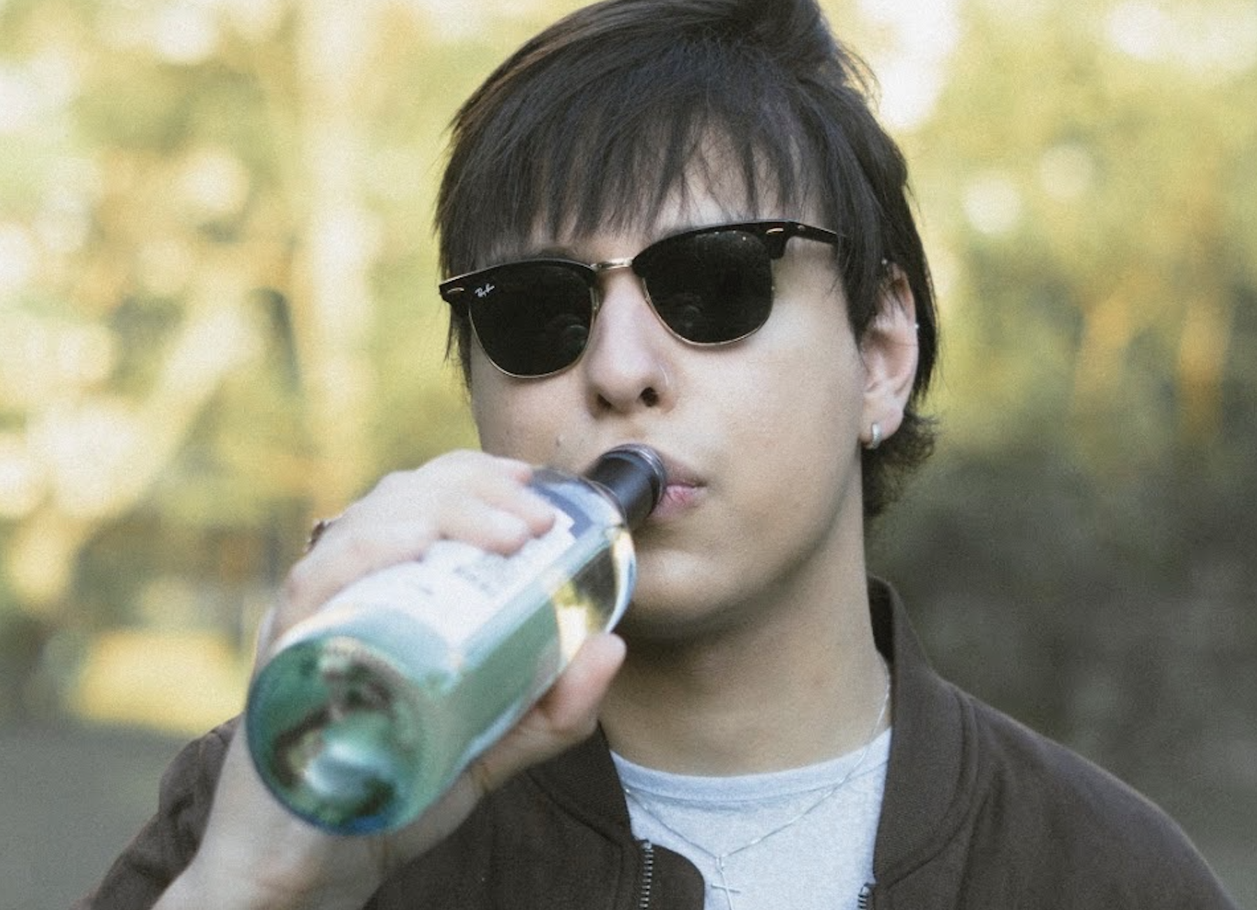Dimas anuncia “Cinema Tropical” e dá início a nova fase na MPB: single chega no dia 13 de agosto