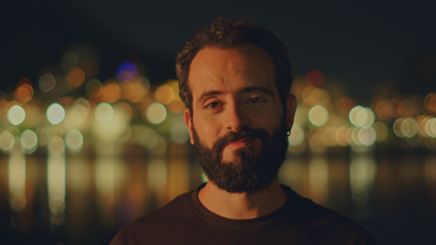 Cantor e compositor carioca Rodrigo Torrero lança o novo single “Todos os assuntos”