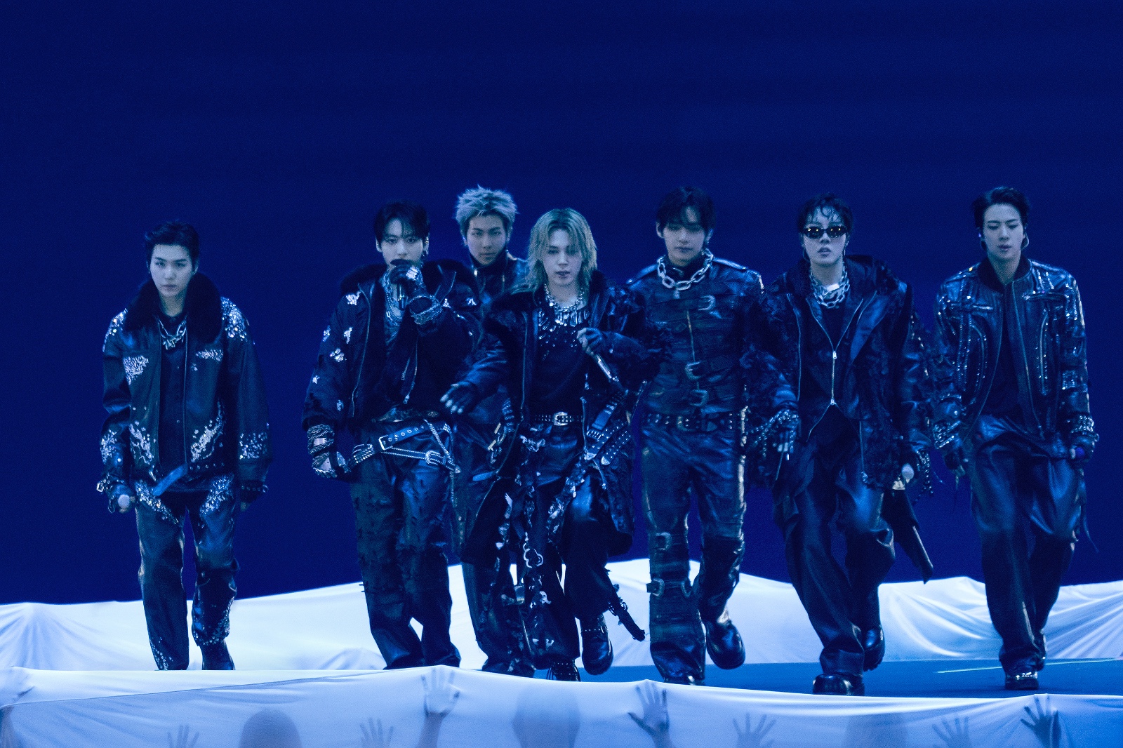 BTS divulga trailer de transmissões de shows em Buenos Aires e São Paulo nos cinemas; ingressos já estão à venda