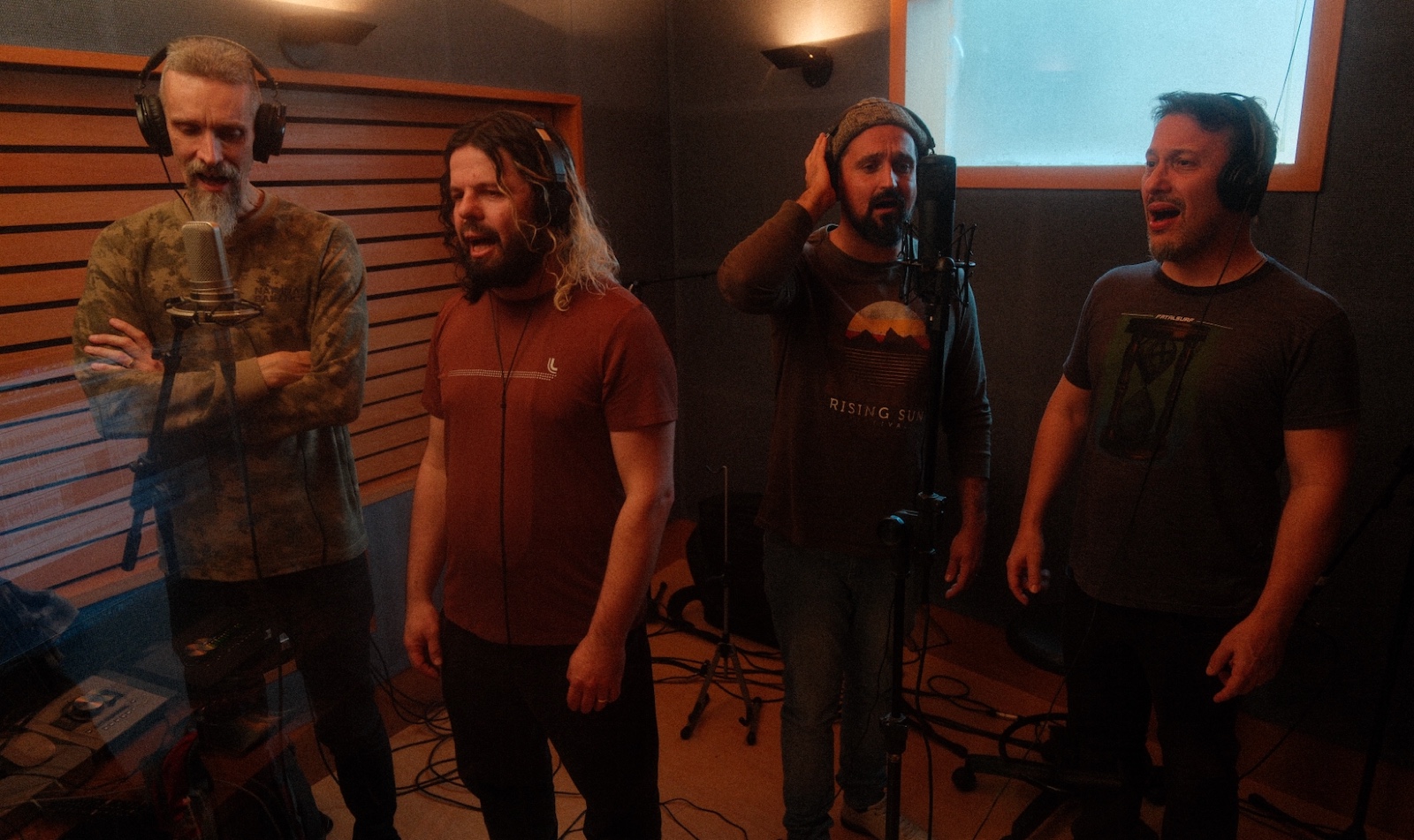 Terra Celta transforma 21 anos de estrada em novo folk rock com Eric Silver